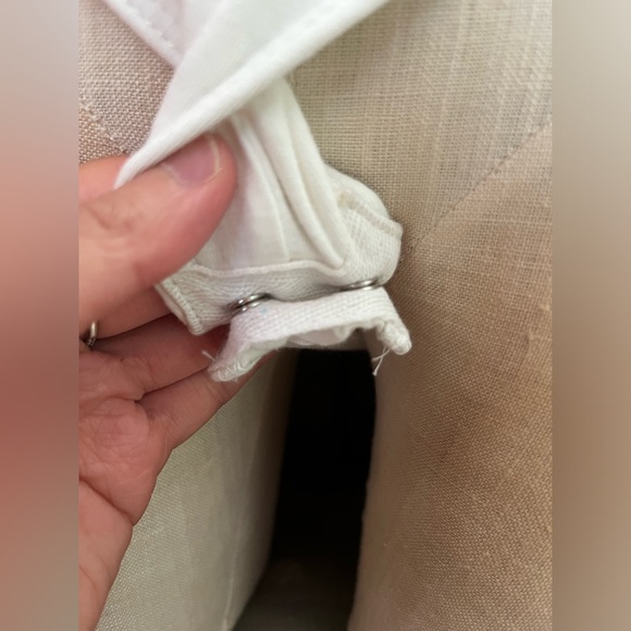 Offwhite lowcut deep V front bodysuit with snap closure - Picture 4 of 4